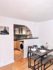 Appartements Le Roy Soleil Classe 3 etoiles Cosy & Coeur du quartier Saint-Louis : photos des chambres