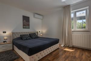 Pool House Kristina - Happy Rentals