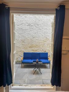 Queensborough Apartment, Central London