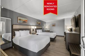 Double Room with Two Double Beds room in La Quinta Inn by Wyndham Stockton