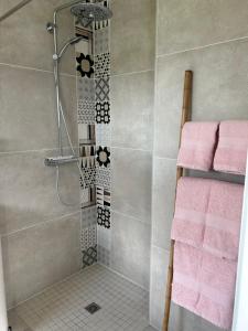 B&B / Chambres d'hotes Les Agapanthes chambres d hotes : photos des chambres
