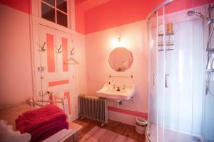 B&B / Chambres d'hotes La Villa Louis, maison d-hotes, vue mer : photos des chambres