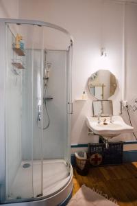 B&B / Chambres d'hotes La Villa Louis, maison d-hotes, vue mer : photos des chambres