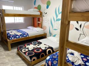 HOSTAL LAS FLORES