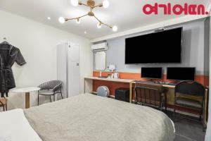 Phòng Đôi Loại Sang (Deluxe Double Room)