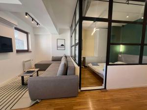 Gigi Apartments by Eluxory