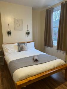 3 bed - City centre Stay - Home for Contractors - Tigers stadium