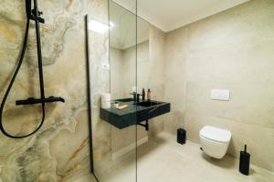 Triple Room with Private Bathroom room in Casa Budisteanu