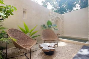 Luxury Villa with Private Pool in La Veleta