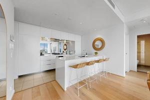 Cloud Top, Waterloo Isyd