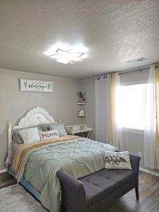 providing spare luxury rooms for rent
