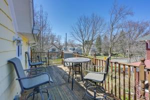 Less Than 1 Mi to Old Town Lansing Home with Furnished Deck