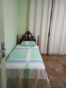 hospedagem quarto casa da waldir ,03
