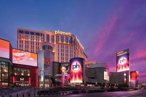 Planet Hollywood Resort & Casino by Suiteness