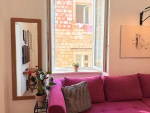 Midtown Apartment
