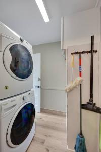 1BD 1BA Bold Stay in Elmwood - Heart of Columbia