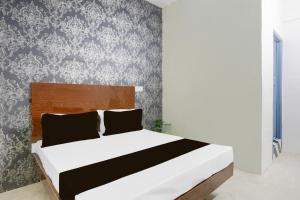 Hotel O Apex Residency
