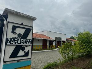 Villa privada con piscina cerca al parque del café