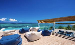 Beachfront & Private Villa in Tulum for 12 Guests