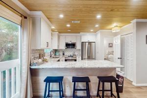 Ocean Glen 12