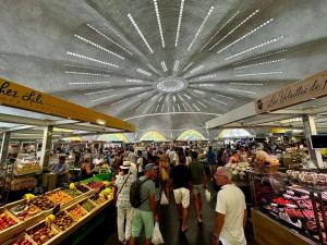 Maisons de vacances Renovated villa with terrace, 750m to beach : photos des chambres