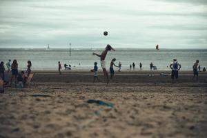 Maisons de vacances Renovated villa with terrace, 750m to beach : photos des chambres