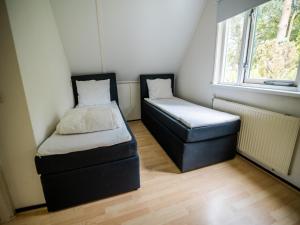 Forest Villa in Markelo with Sunny Garden