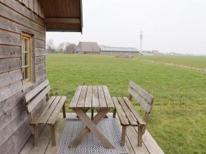 Cottages in Friesland with Farm Experience