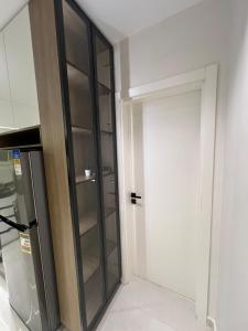 Luxury 2-BDR Hotel Apartment Garden View