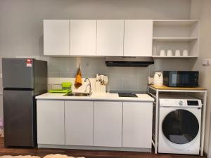 LV10 Hidden Nook Kuantan 4 pax