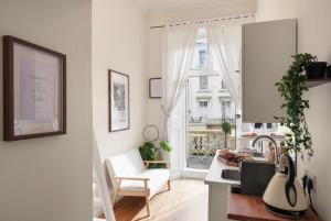 Chic Mezzanine with Balcony