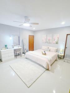 Sun and Moon House