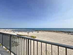 Confortable T3 sur plage avec WiFi et parking privé - FR-1-715-104