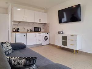 À 300 m de la plage, charme et tranquillité à Merville-Franceville - FR-1-788-66