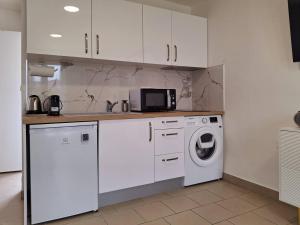 À 300 m de la plage, charme et tranquillité à Merville-Franceville - FR-1-788-66