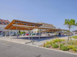 Maisons de vacances A 300 m de la plage, charme et tranquillite a Merville-Franceville - FR-1-788-66 : photos des chambres