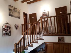 Maisons de vacances Villa provencale avec jardin et parking pour 4 personnes pres du centre de Riez - FR-1-822-17 : photos des chambres