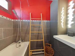 Appartement 2P à Bormes-les-Mimosas avec accès piscine - FR-1-251-859