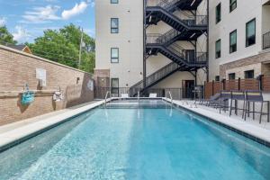 Heart of Music Row Walk to Vanderbilt & More