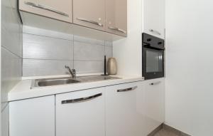 Awesome Apartment In Pridraga With Wifi