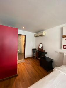 Saladee Gallery Residence