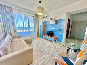 Acqua Marine Summerland Apartments