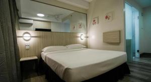 Travelite Express Hotel