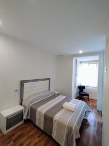 Alicante Suite Centro habitación con baño privado