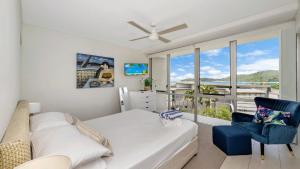 Tropical Retreat - 1406