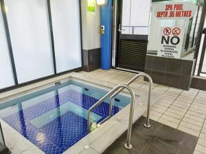 Amazing views of North Terrace