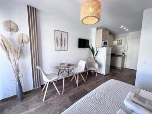 Style & comfort in Benalmádena - Pool available seasonally