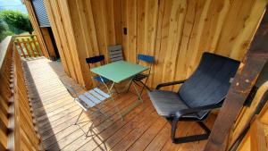 Appartement tout confort avec balcon et coin terrasse