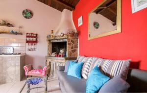 Awesome Home In Sali With Wifi