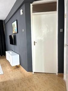 Lofty 1br Milimani with AC